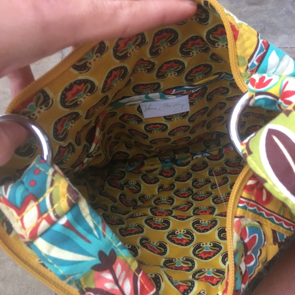 Vera Bradley purse. 👛 ☀️ - Picture 3 of 3